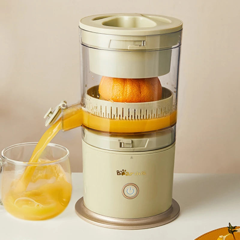 JuiceOnTheGo: Portable USB Juicer
