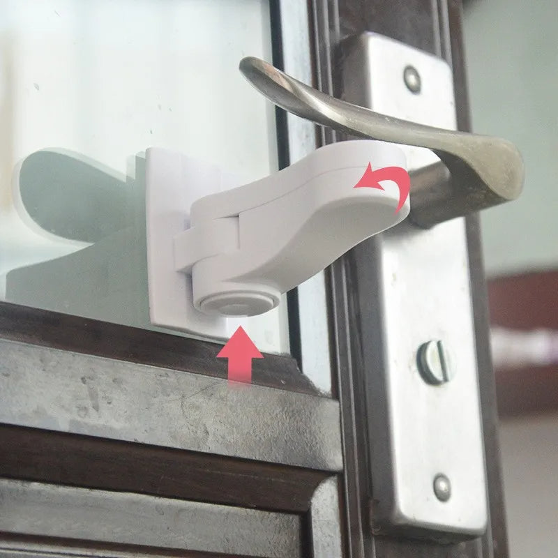 Secure Little Ones: Easy-Install Door Lock